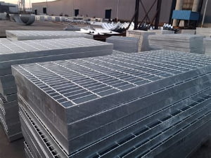 What is the best metal for grating?